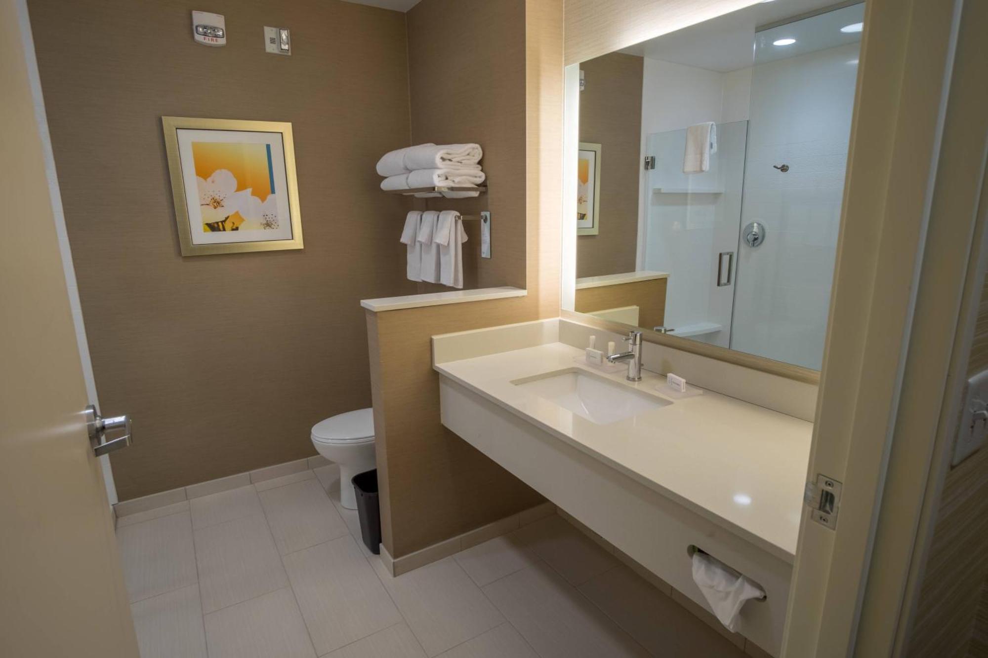 Fairfield Inn & Suites By Marriott Wisconsin Dells Lake Delton Exterior foto