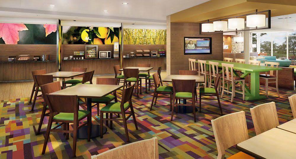 Fairfield Inn & Suites By Marriott Wisconsin Dells Lake Delton Exterior foto
